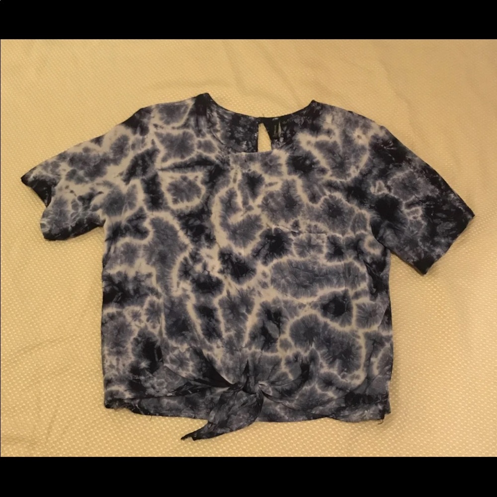 Silky Front Tie Shirt
